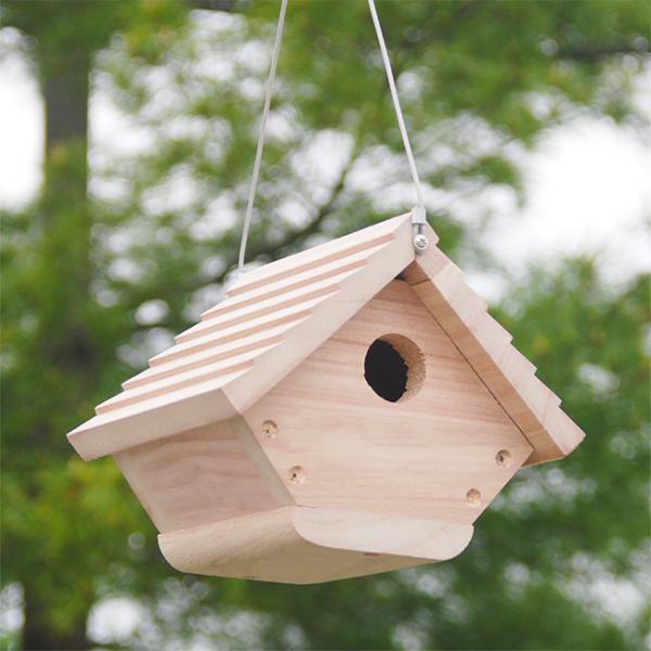 Classic Hanging Wood Wren/Chickadee House